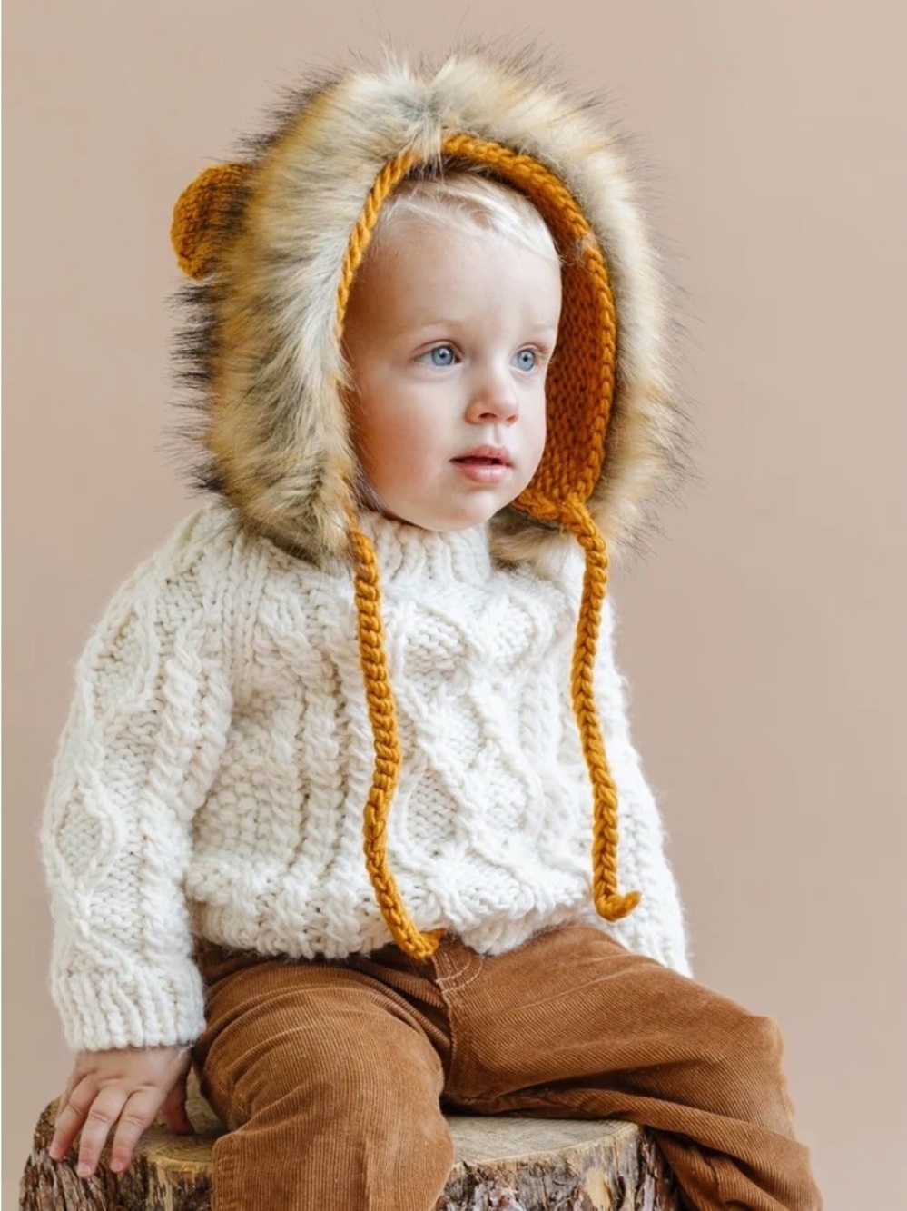 The blueberry Hill Lennon Lion Bonnet - Mustard Size M 2-10 years (j10)